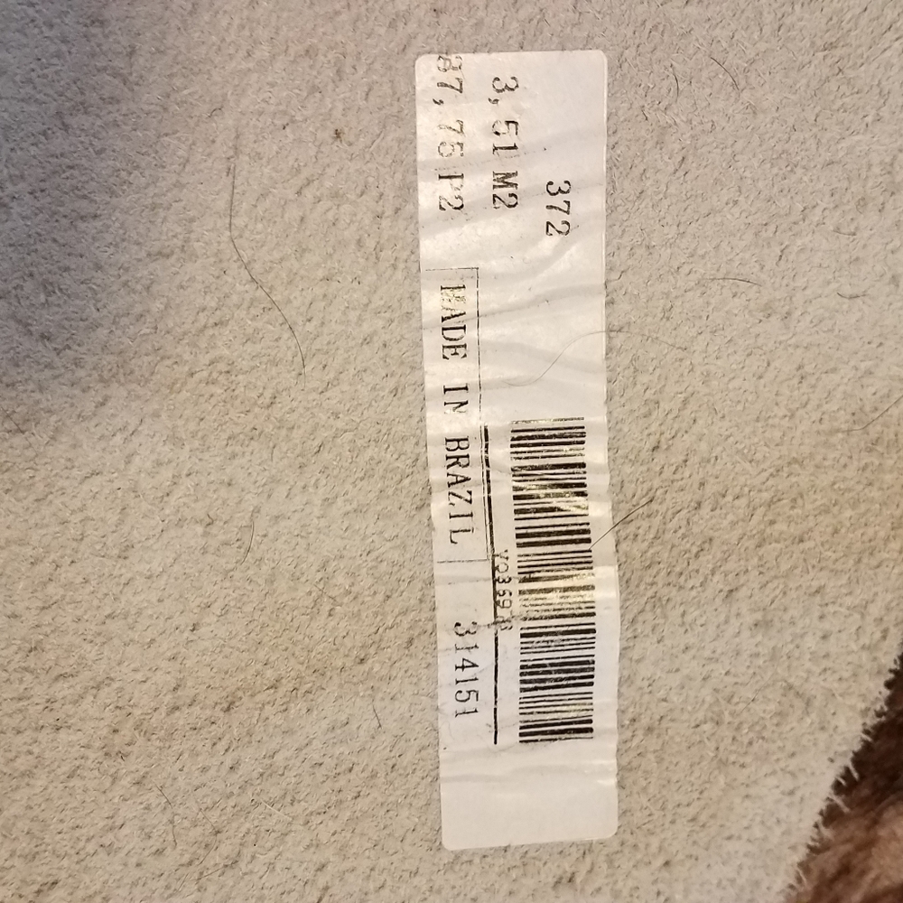 Chesterfield Cowhide Rugs 6x8 - Picture 8 of 8